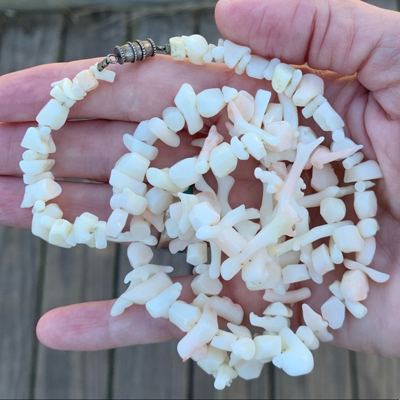 Vintage Estate Genuine Angel Skin Coral necklace - Picture 2 of 5